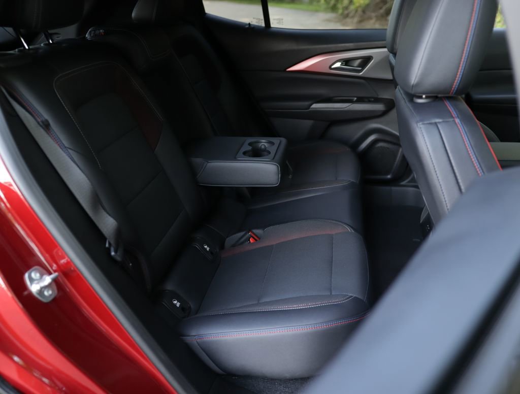 Used 2024 Chevrolet Equinox EV RS w/ Active Safety Package 3 FWD image 34