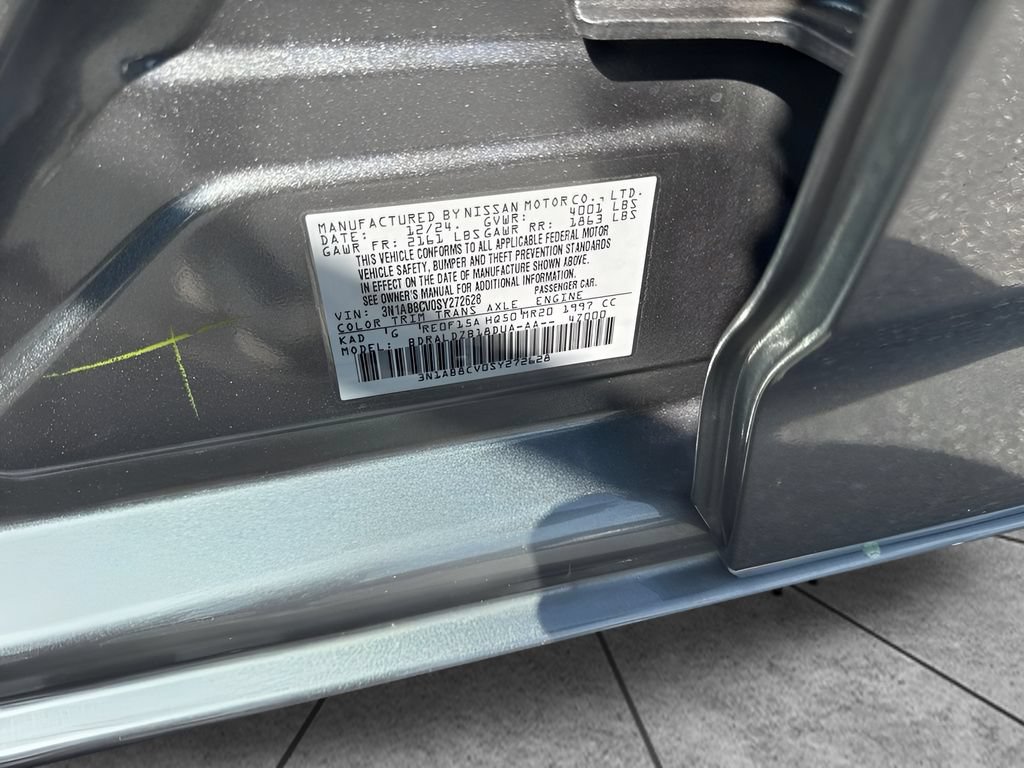 Used 2025 Nissan Sentra SV FWD image 22