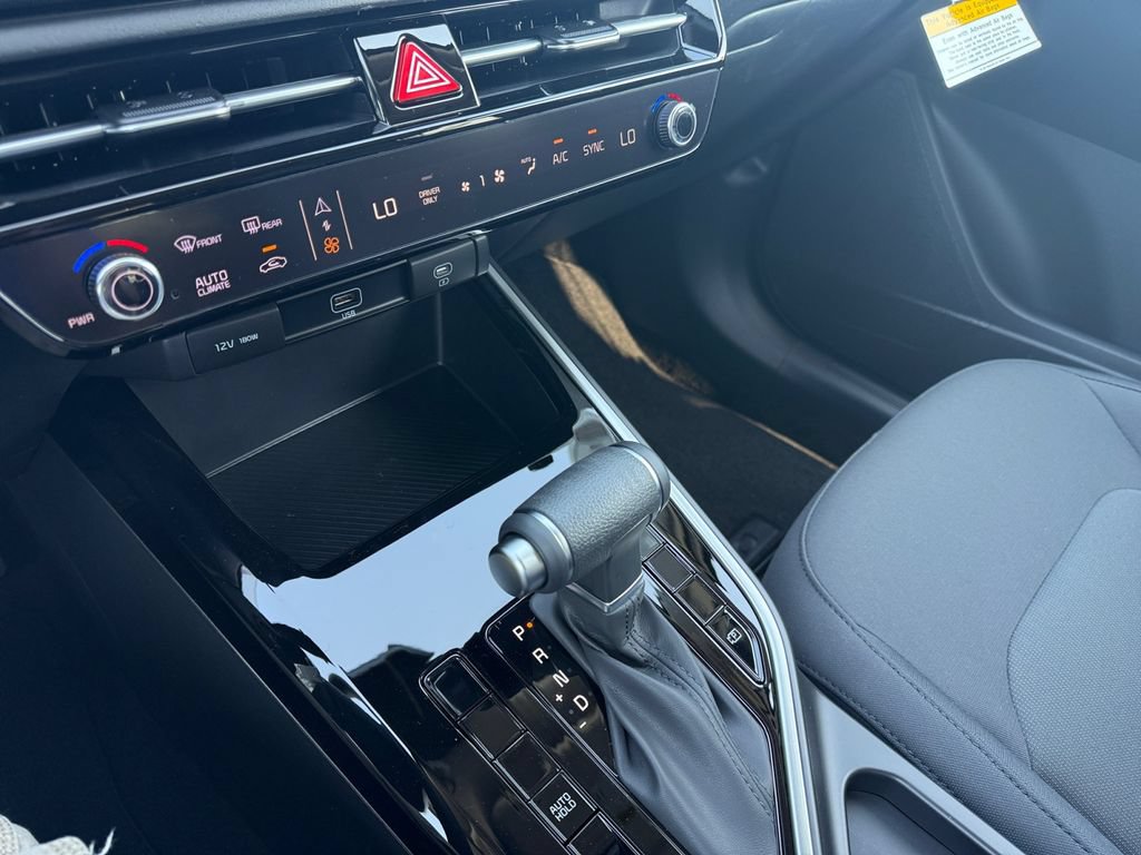 New 2026 Kia Niro LX FWD image 19