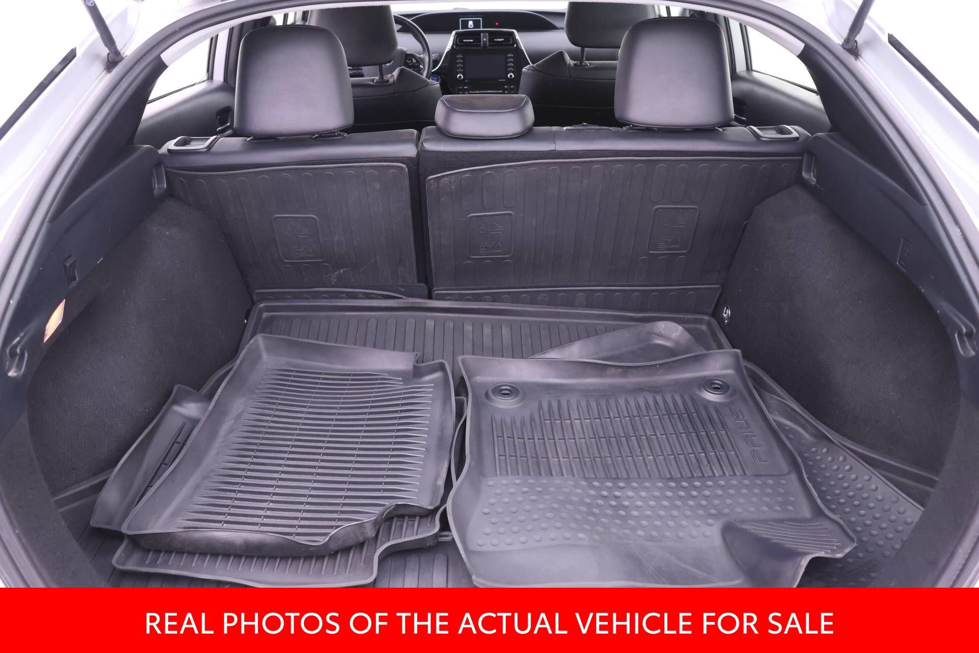 Certified 2022 Toyota Prius AWD image 14