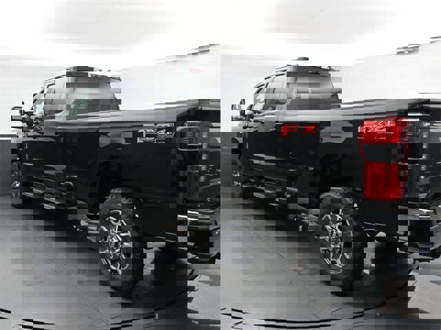 New 2026 Ford F350 Lariat w/ FX4 Off-Road Package image 11