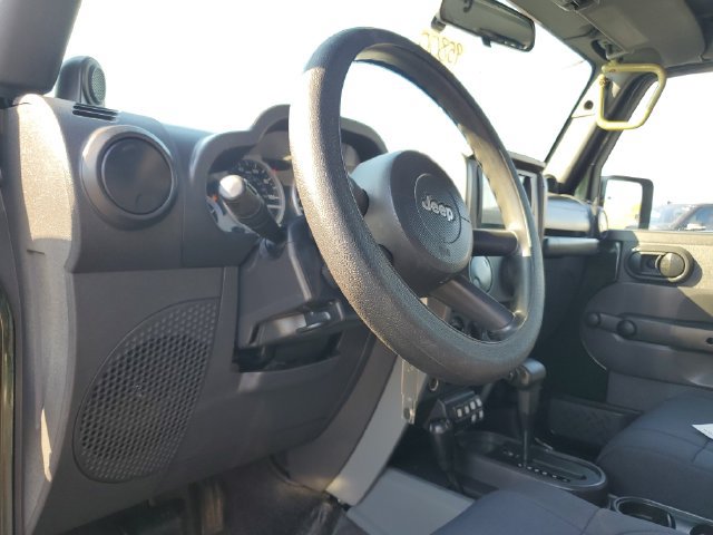 Used 2010 Jeep Wrangler Unlimited Sport AWD/4WD image 14