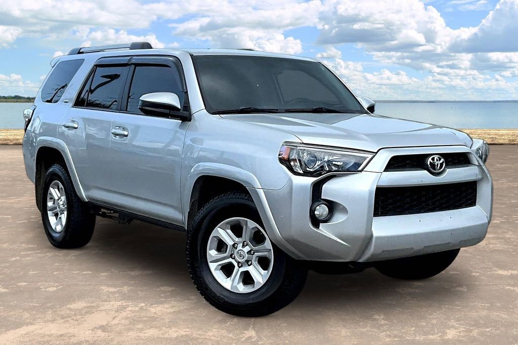 Used 2019 Toyota 4Runner SR5 RWD image 3