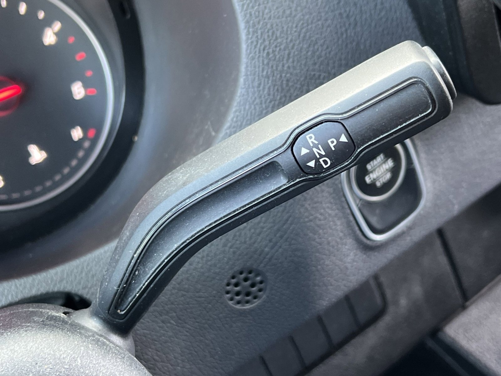 Used 2025 Mercedes-Benz Sprinter 2500 image 19