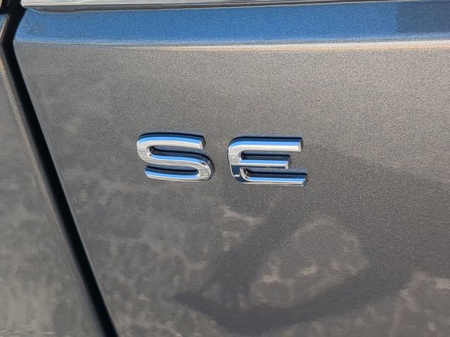 Used 2023 Volkswagen Atlas SE w/ Black Wheel Package image 10