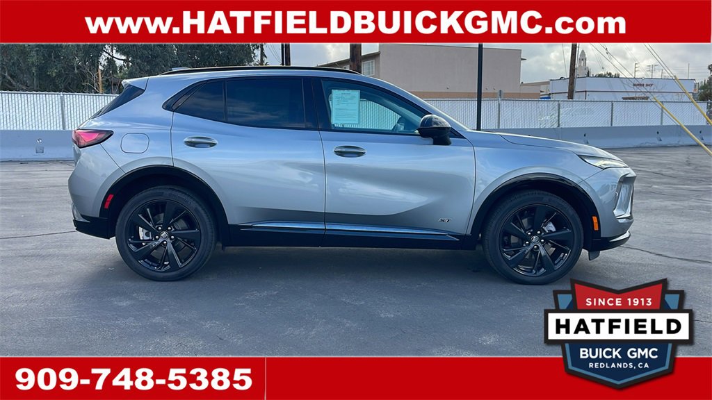 Used 2025 Buick Envision Sport Touring image 6