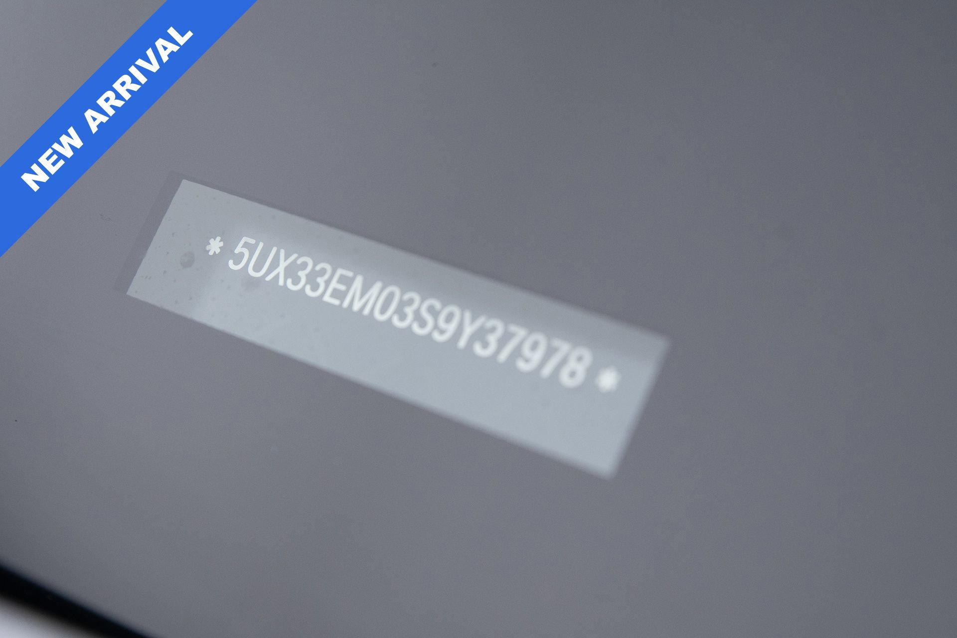 Used 2025 BMW X7 M60i w/ Executive Package image 27