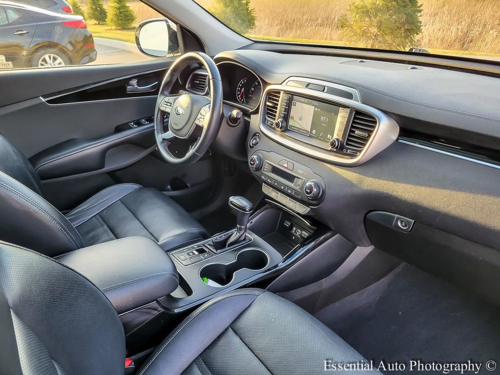 Used 2019 Kia Sorento SX image 35