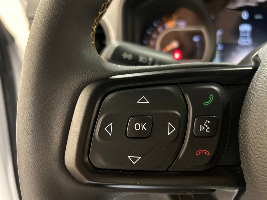 Used 2024 Jeep Wrangler Sport AWD/4WD image 19