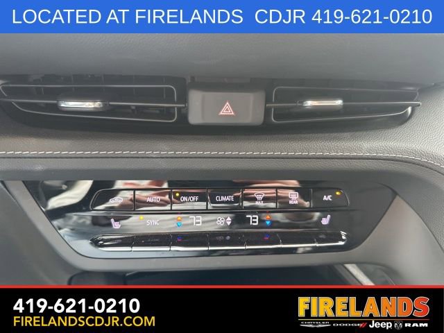 Used 2023 Buick Envision Preferred w/ Sport Touring Package AWD/4WD image 27
