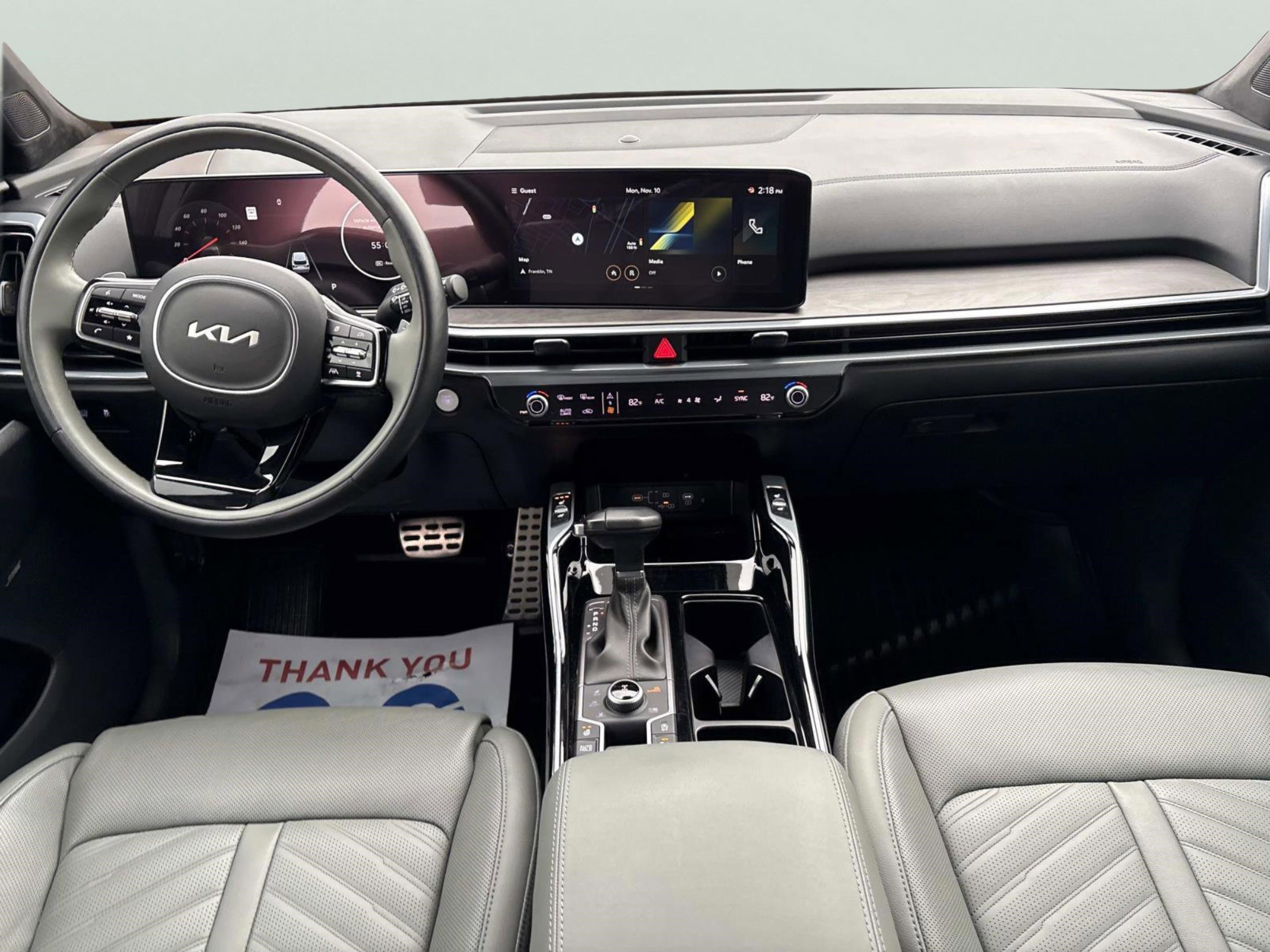 Used 2025 Kia Sorento SX Prestige w/ Sage Leather Package image 12