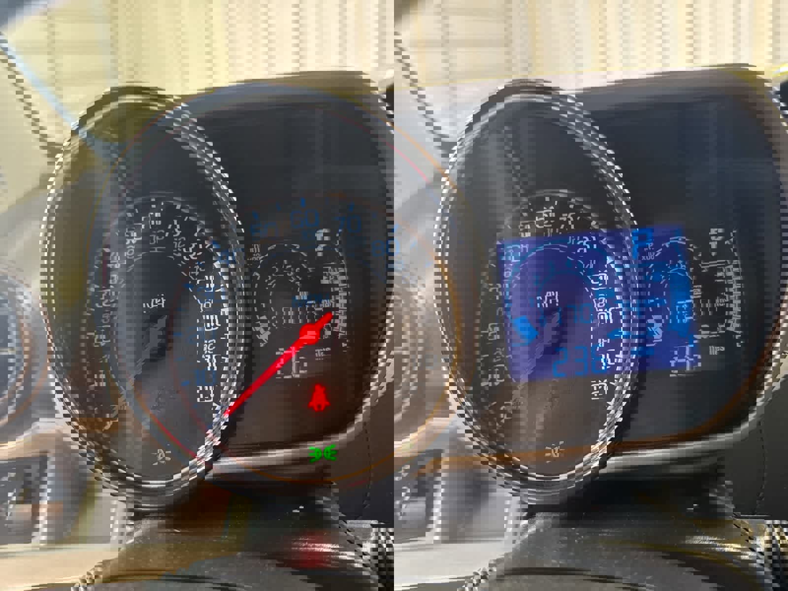 Used 2015 Chevrolet Spark LT image 21