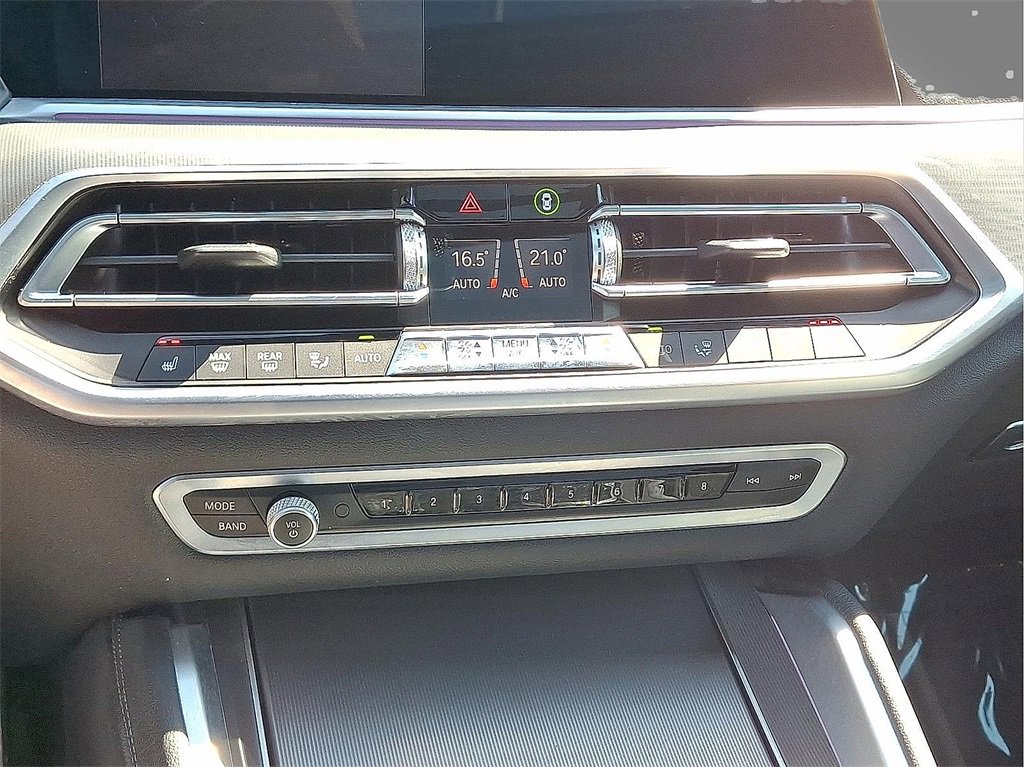 Used 2020 BMW X6 xDrive40i w/ Executive Package image 17