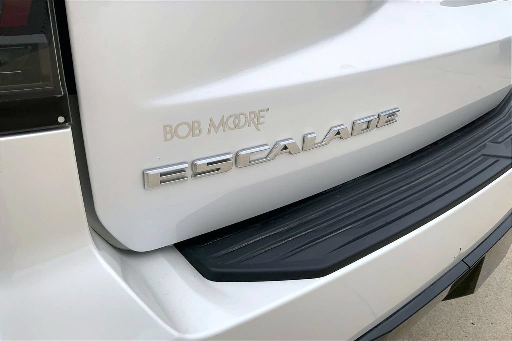 Used 2023 Cadillac Escalade Premium Luxury Platinum AWD/4WD image 8
