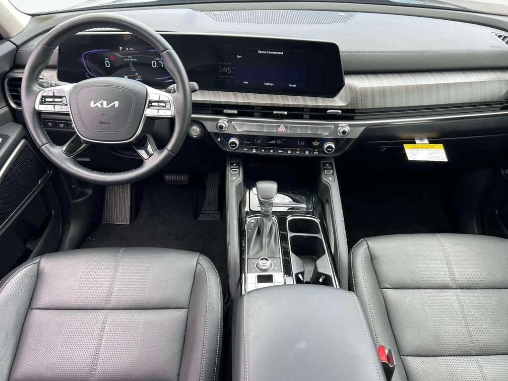 Certified 2025 Kia Telluride EX w/ EX Captain's Chair Package AWD/4WD image 14