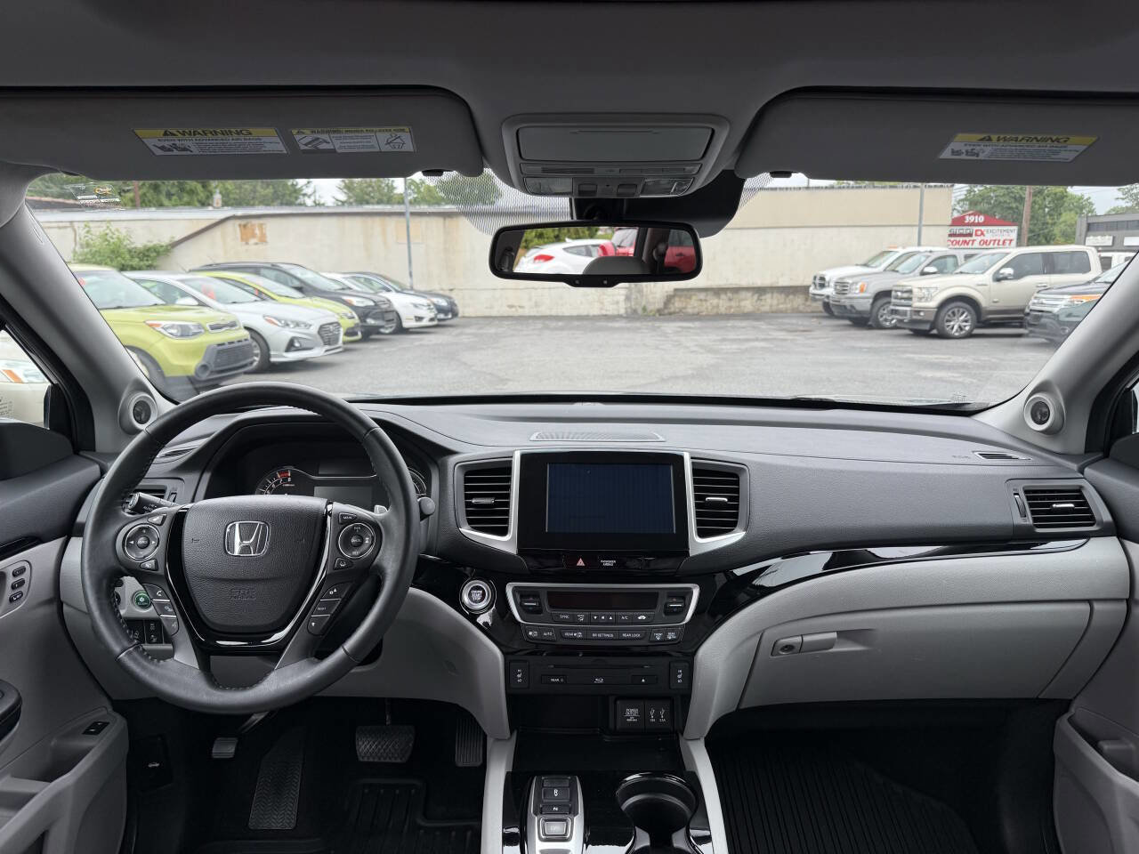 Used 2016 Honda Pilot Touring image 16