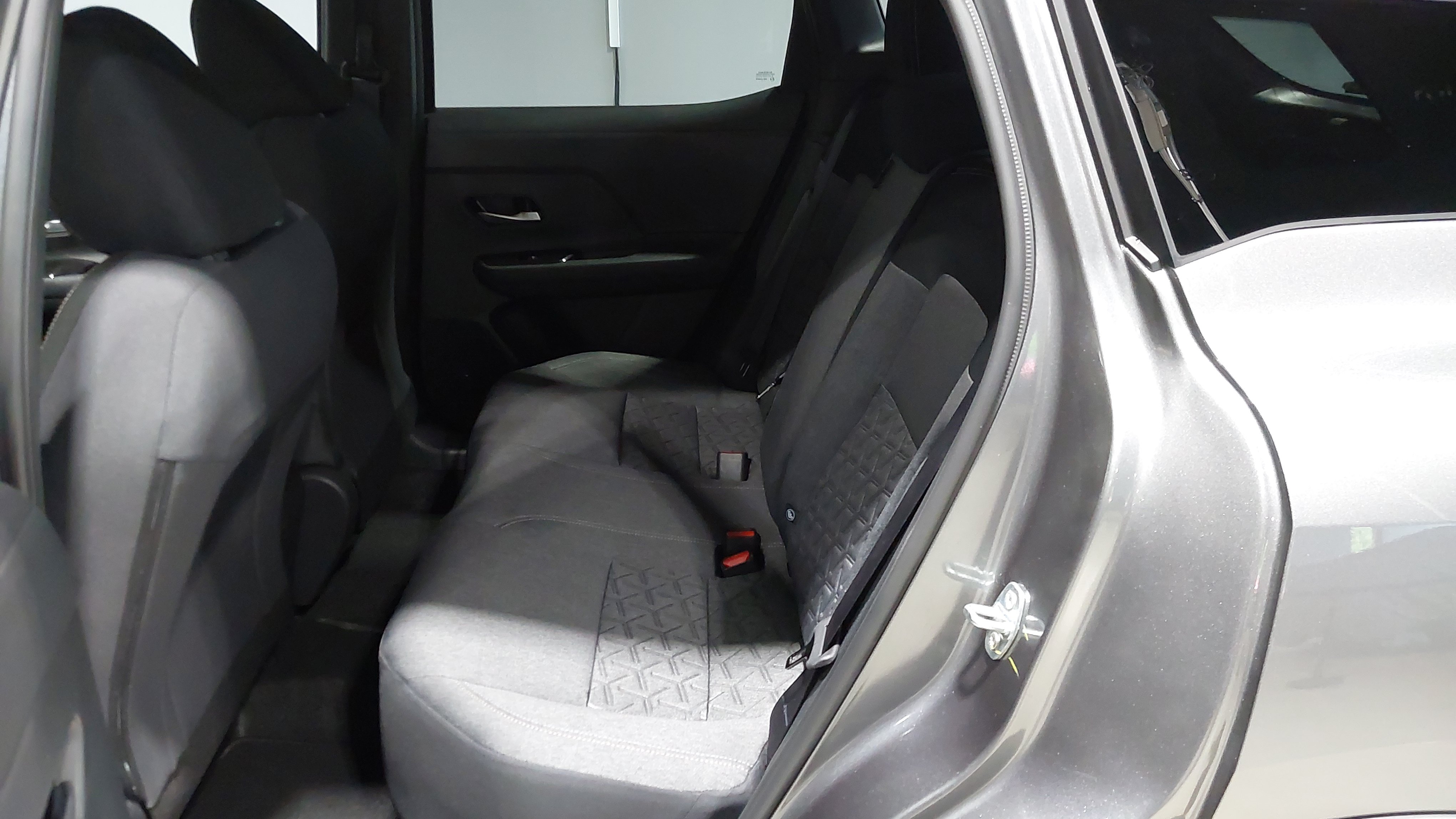 New 2026 Nissan Kicks SV w/ Cold Weather Package AWD/4WD image 21