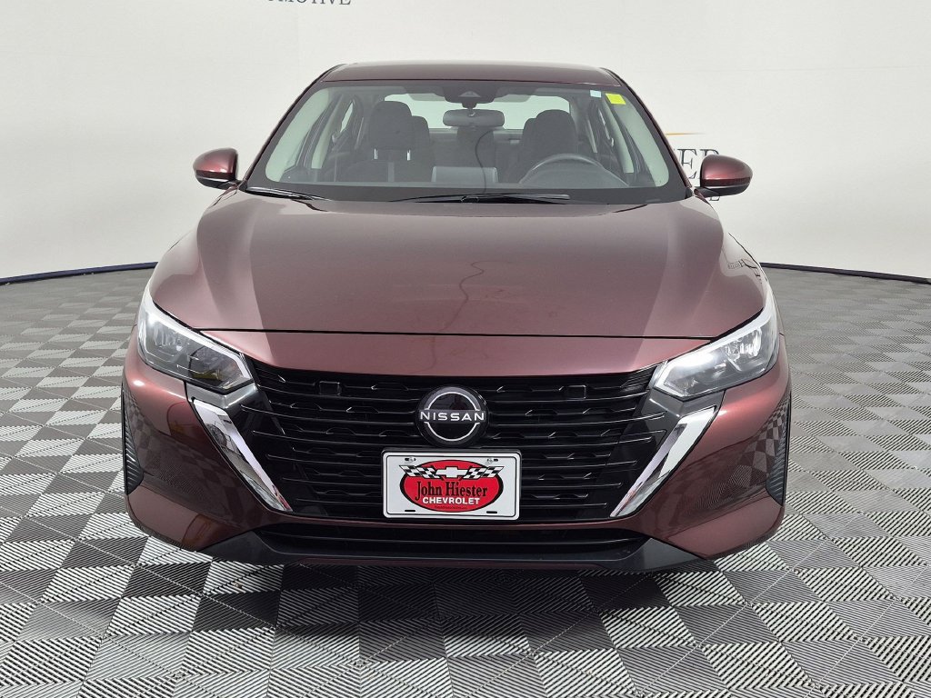 Used 2025 Nissan Sentra SV FWD image 9