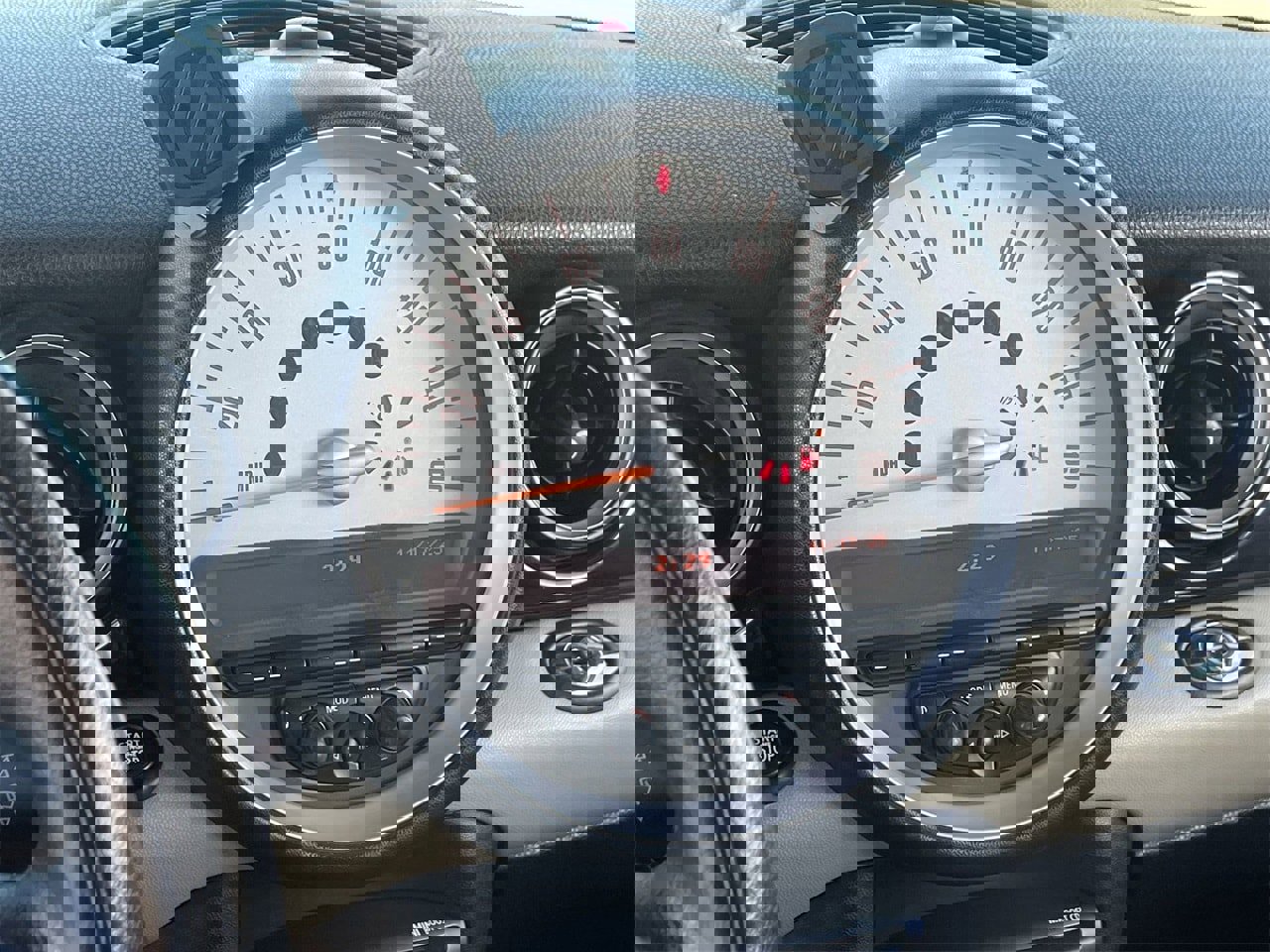 Used 2011 MINI Cooper S image 24