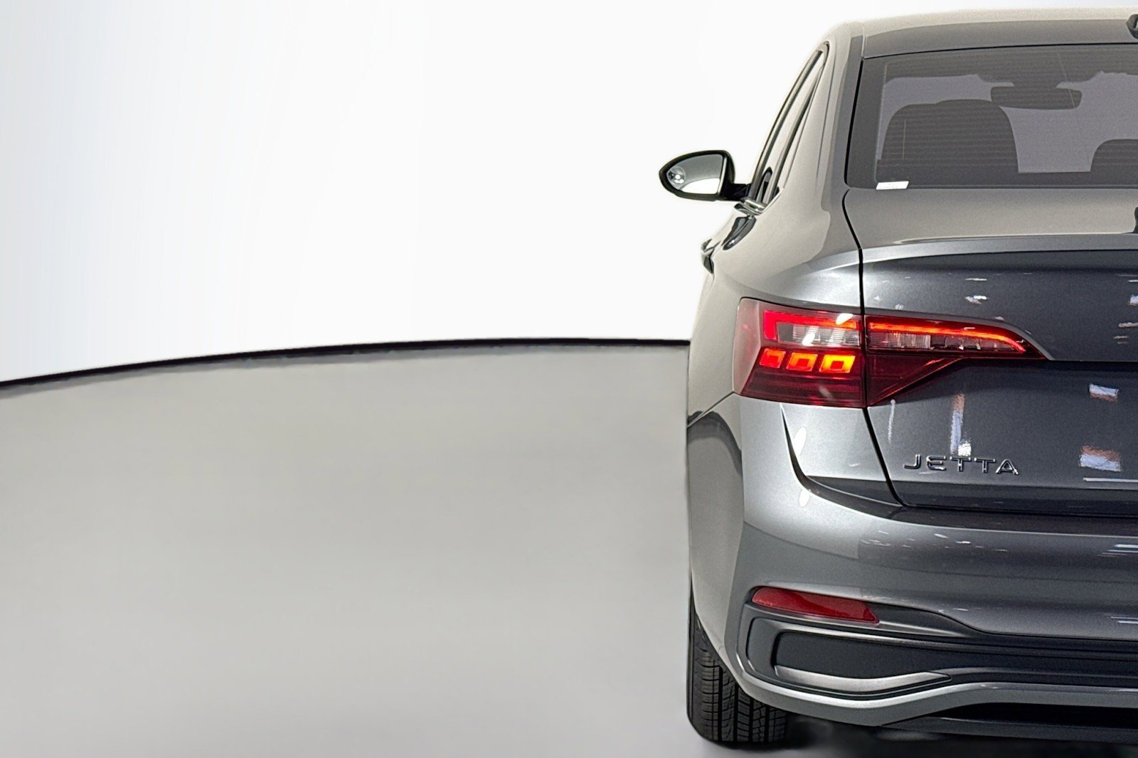 Used 2022 Volkswagen Jetta SE image 14