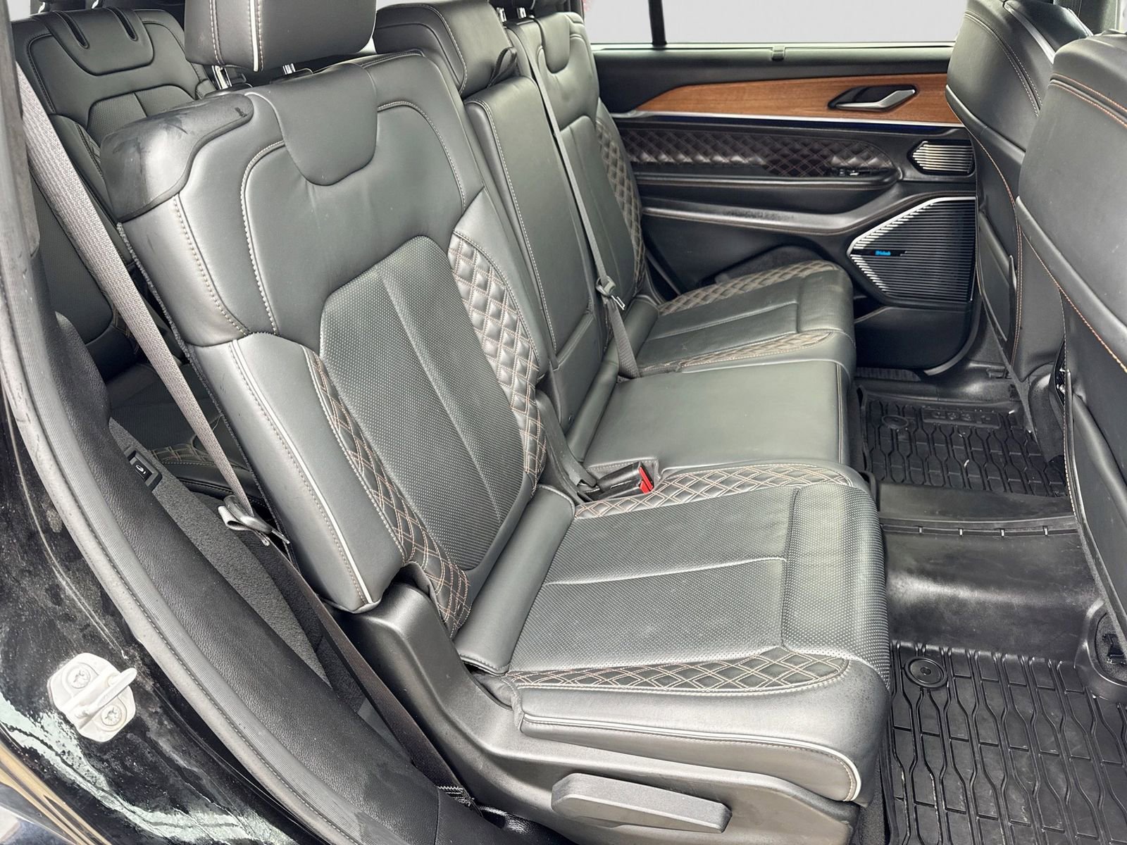Used 2021 Jeep Grand Cherokee L Summit AWD/4WD image 22