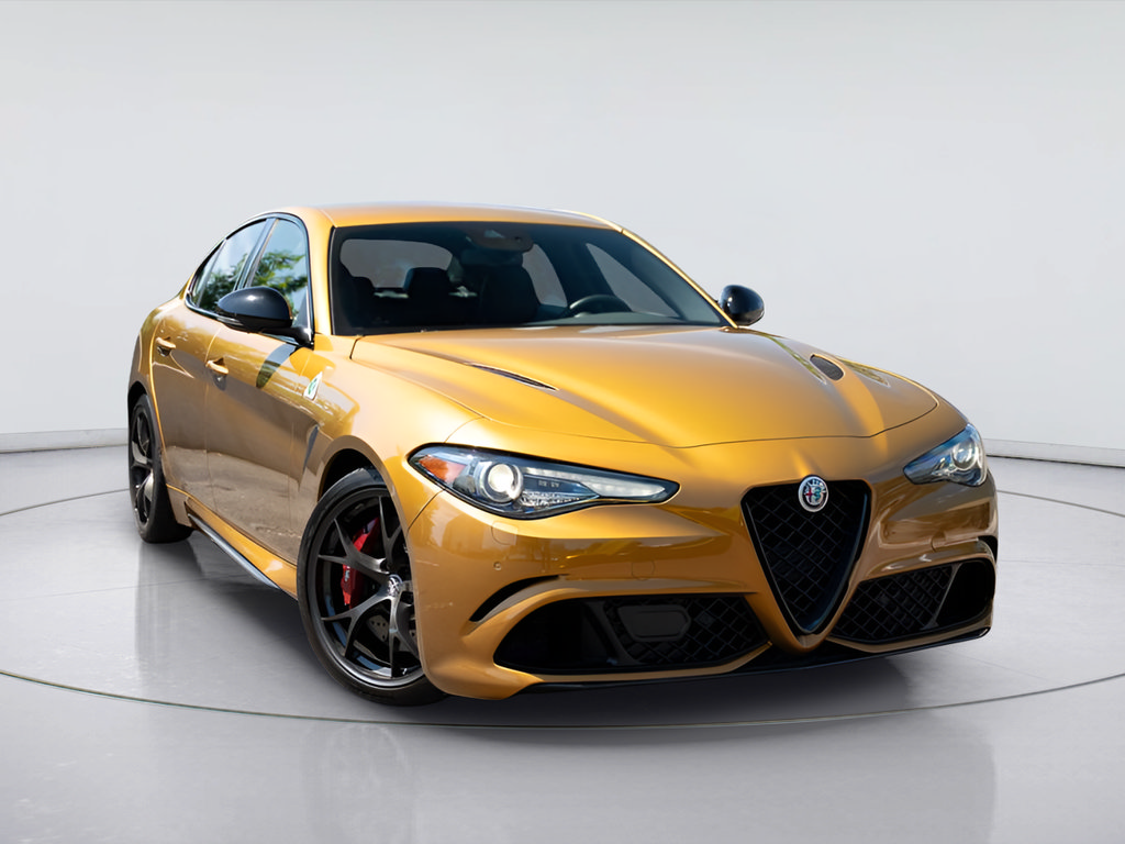 Used 2023 Alfa Romeo Giulia Quadrifoglio w/ Active Assist Plus Package RWD image 2