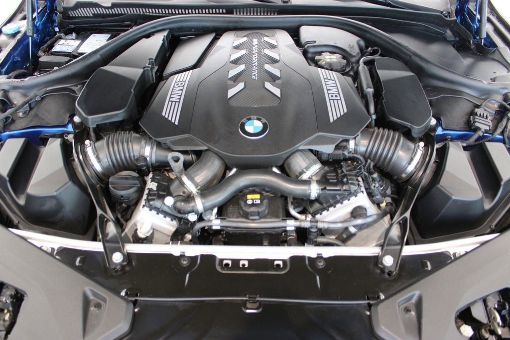 Used 2019 BMW M850i xDrive Coupe AWD/4WD image 9
