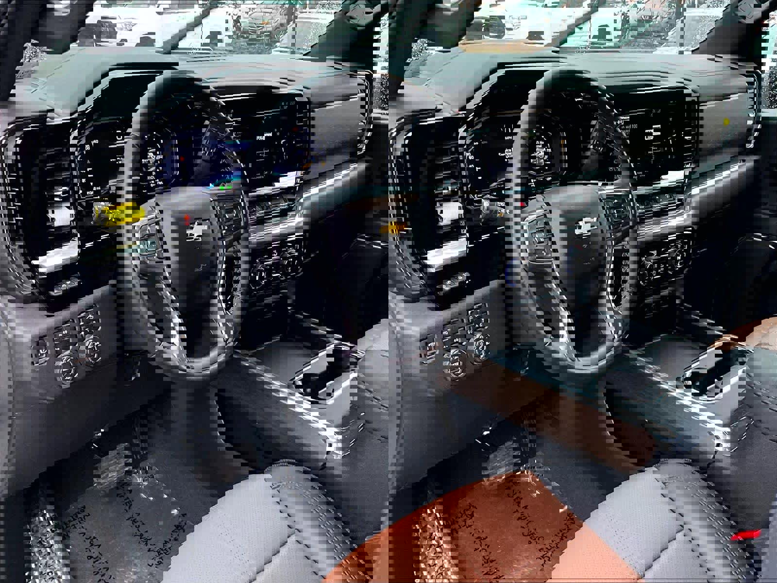 Used 2024 Chevrolet Silverado 2500 High Country w/ High Country Premium Package image 8