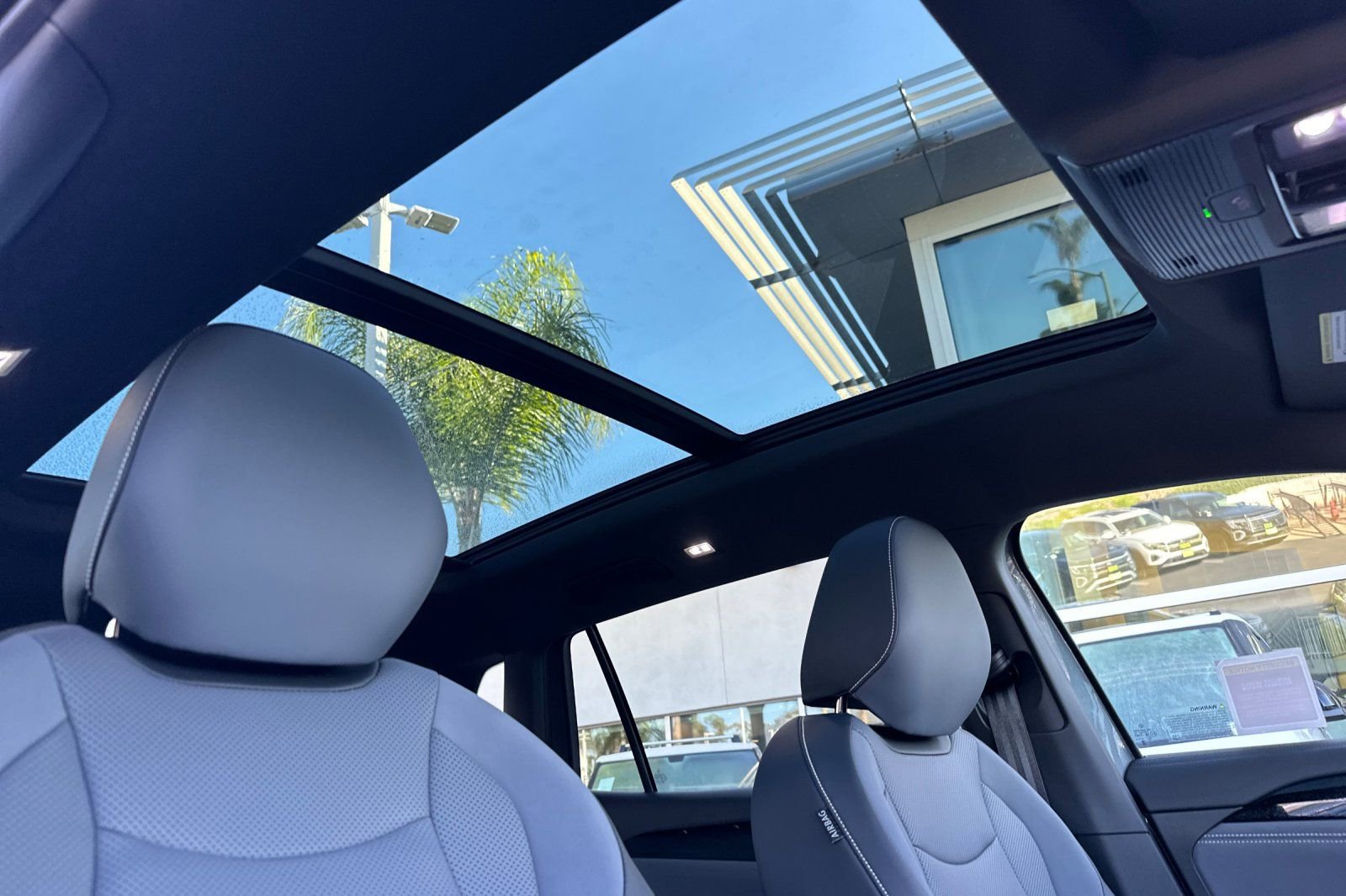 New 2026 Volkswagen Tiguan SE R-Line image 15