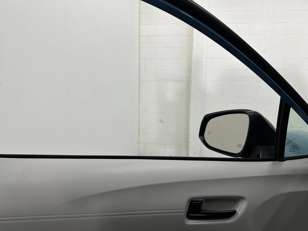 Used 2026 Toyota Corolla Cross LE FWD image 36