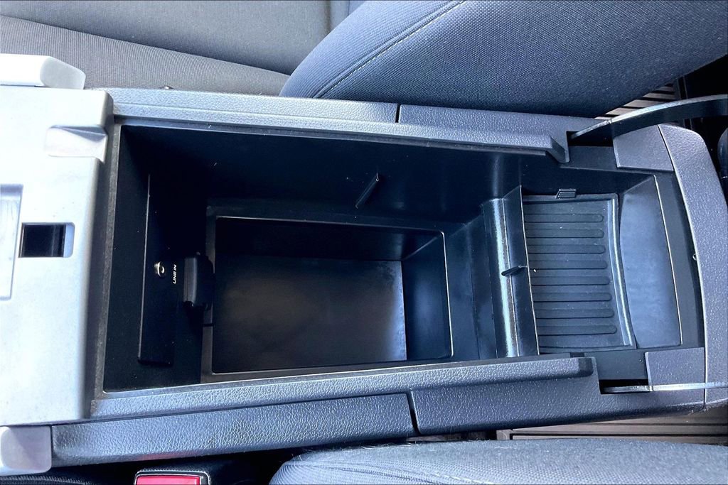 Used 2011 Ford Edge SE w/ 101A Rapid Spec Order Code FWD image 24