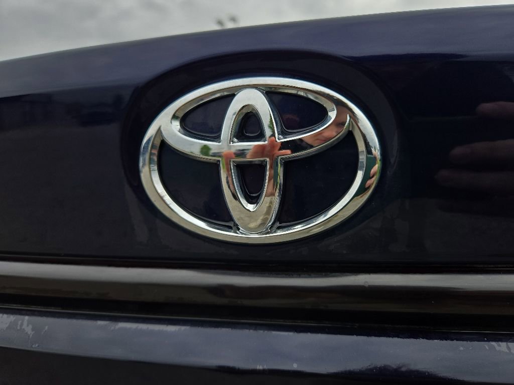 Used 2023 Toyota Corolla LE FWD image 12
