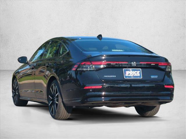 Used 2024 Honda Accord Touring image 8