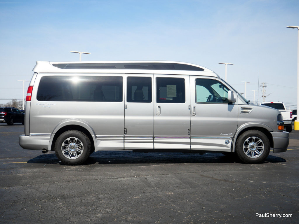 Used 2020 Chevrolet Express 2500 Extended w/ Enhanced Convenience Package RWD image 20