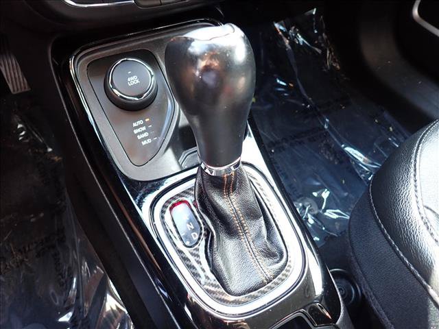 Used 2020 Jeep Compass Limited AWD/4WD image 18
