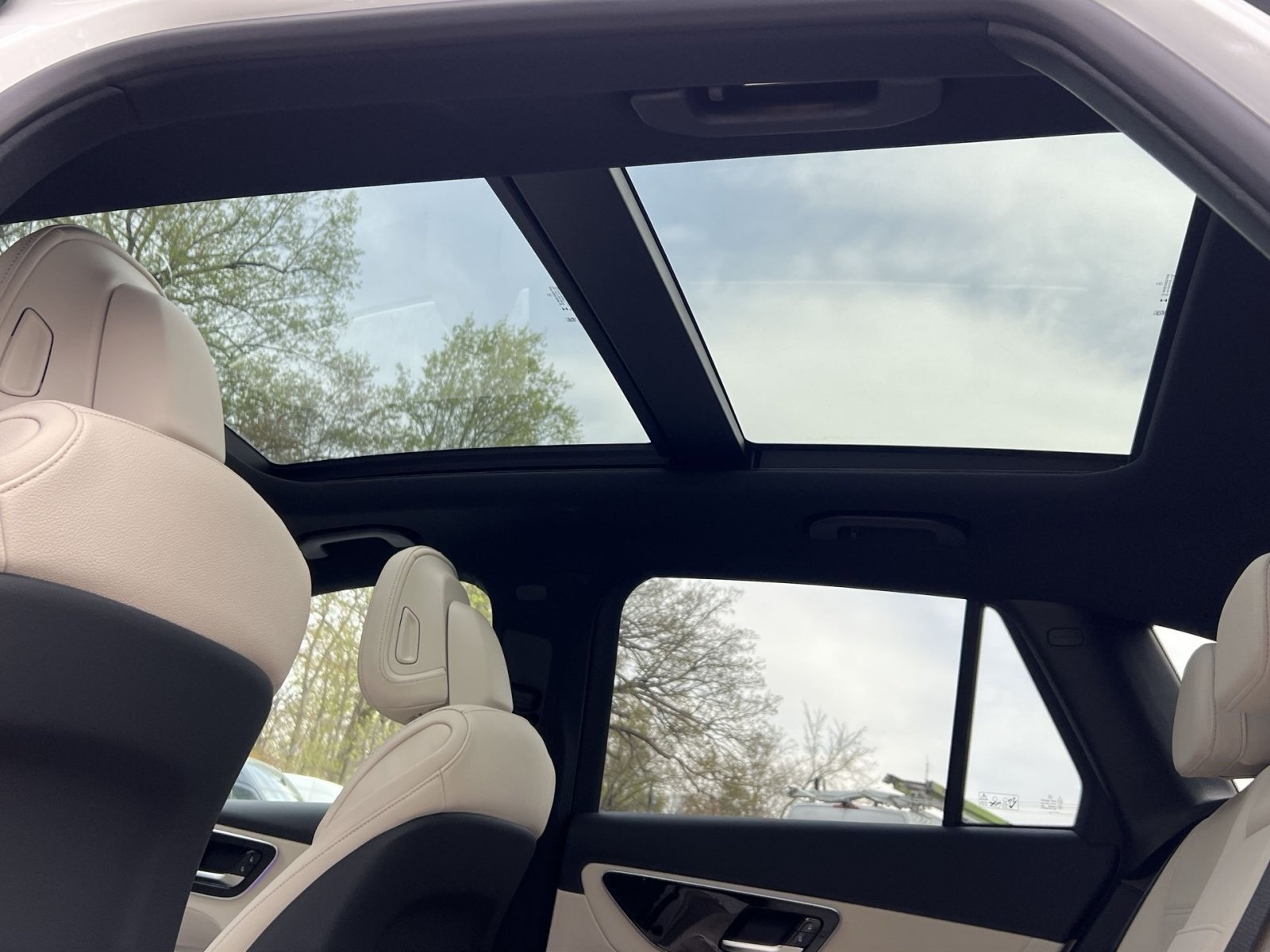 New 2026 Mercedes-Benz GLC 300 4MATIC image 24