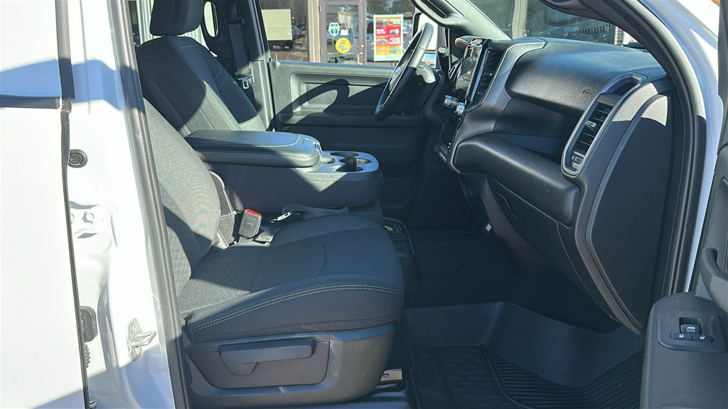 Used 2025 RAM 2500 Tradesman AWD/4WD image 31