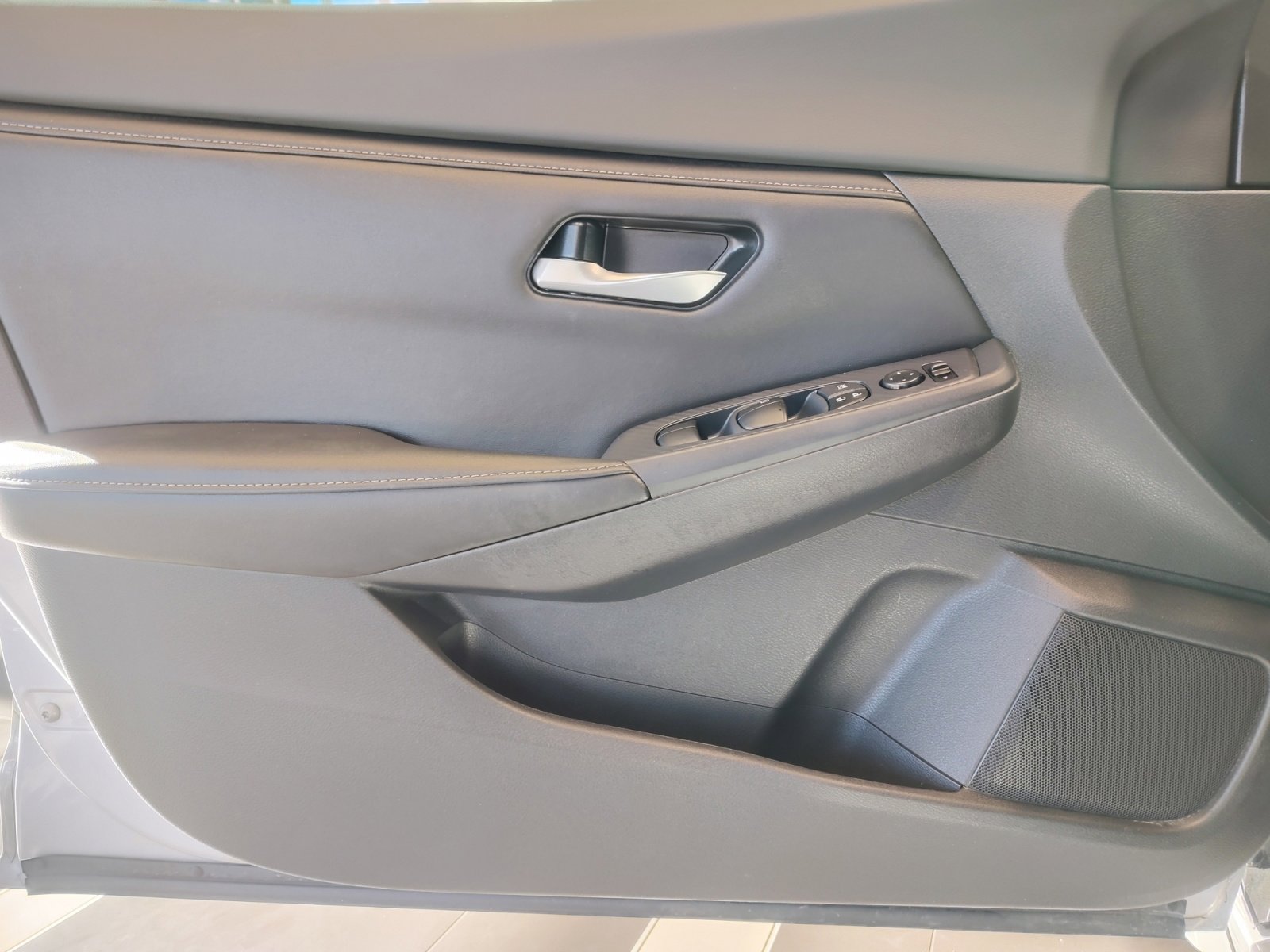 Used 2022 Nissan Sentra S image 26