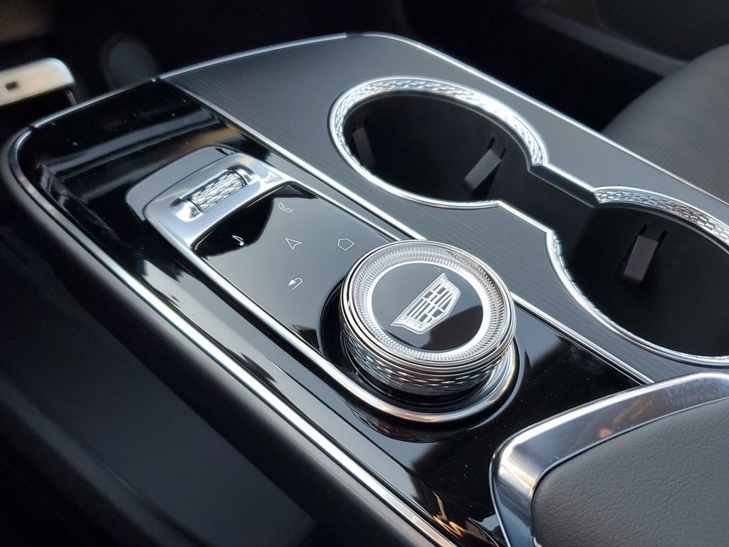 New 2026 Cadillac Lyriq V image 35