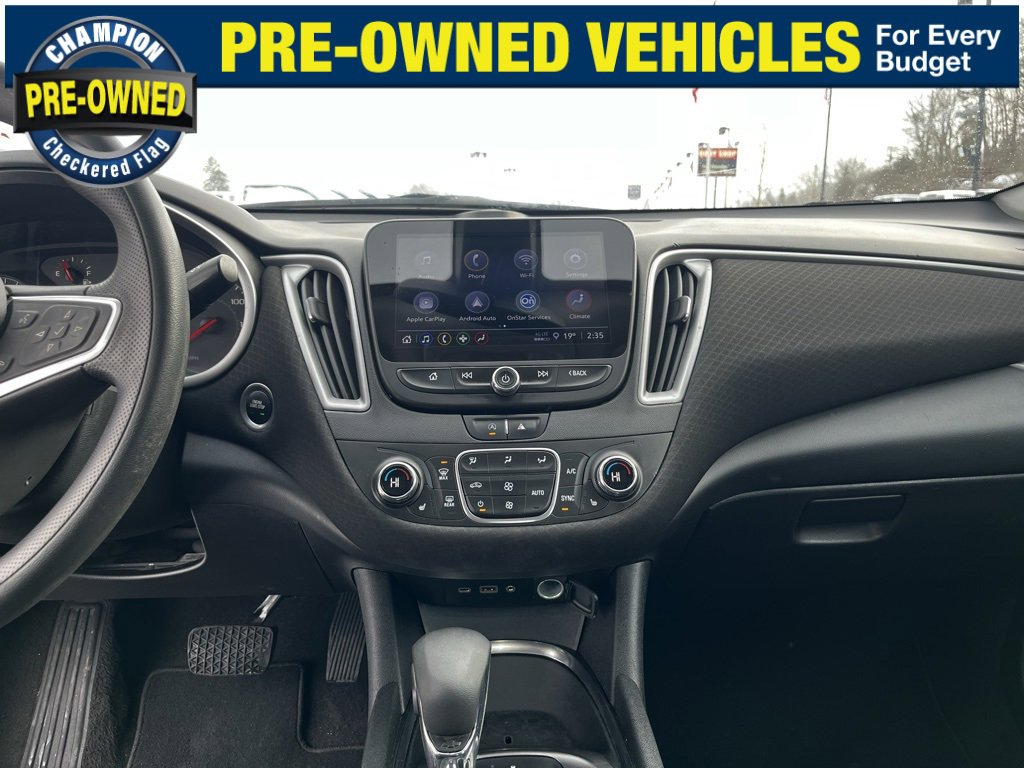 Used 2022 Chevrolet Malibu LT image 25