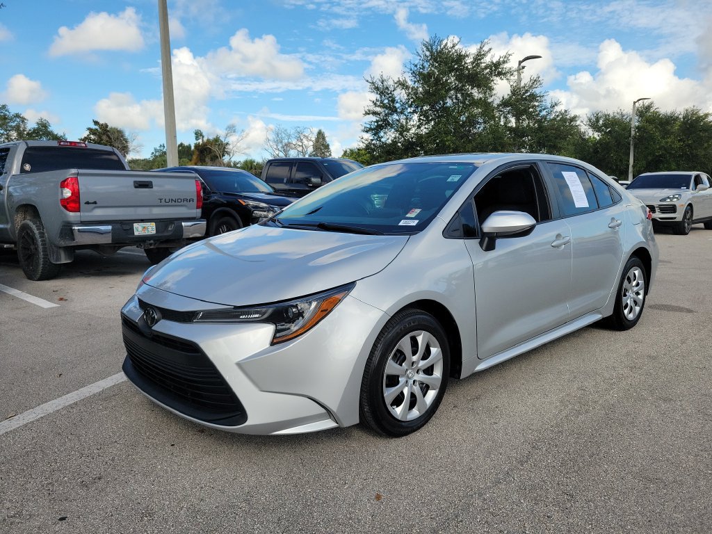 Certified 2024 Toyota Corolla LE FWD image 31