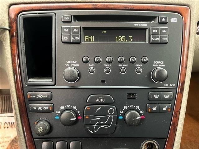 Used 2006 Volvo XC70 AWD/4WD image 23
