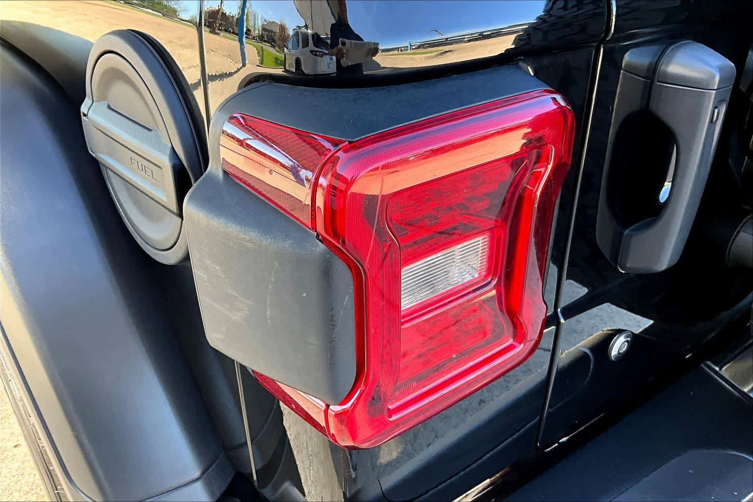 Used 2018 Jeep Wrangler Unlimited Rubicon AWD/4WD image 28