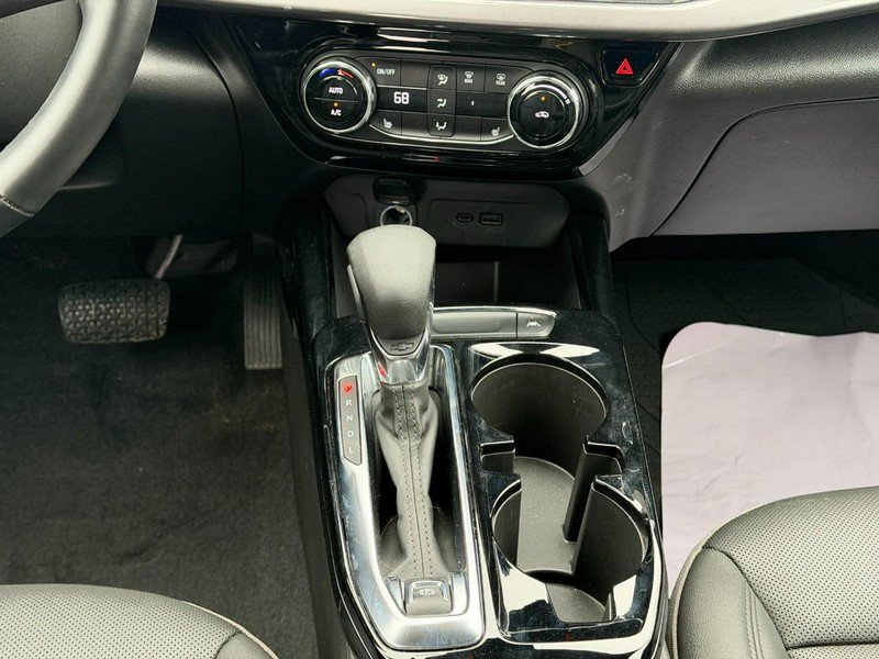 Used 2025 Chevrolet Trax ACTIV w/ Driver Confidence Package FWD image 13