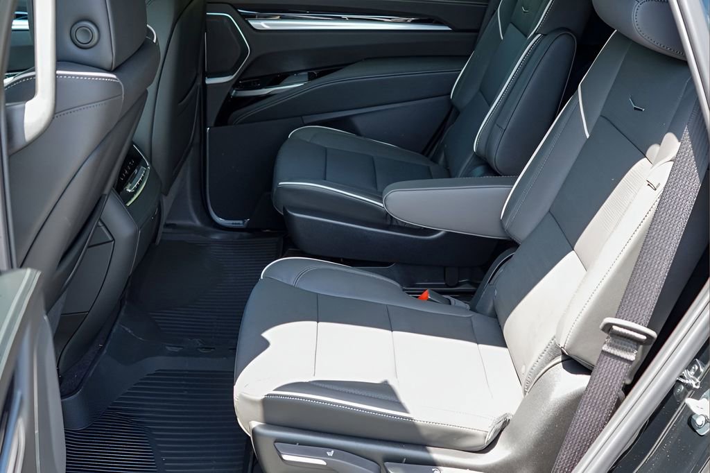 New 2026 Cadillac Escalade Sport w/ Touring Package image 24