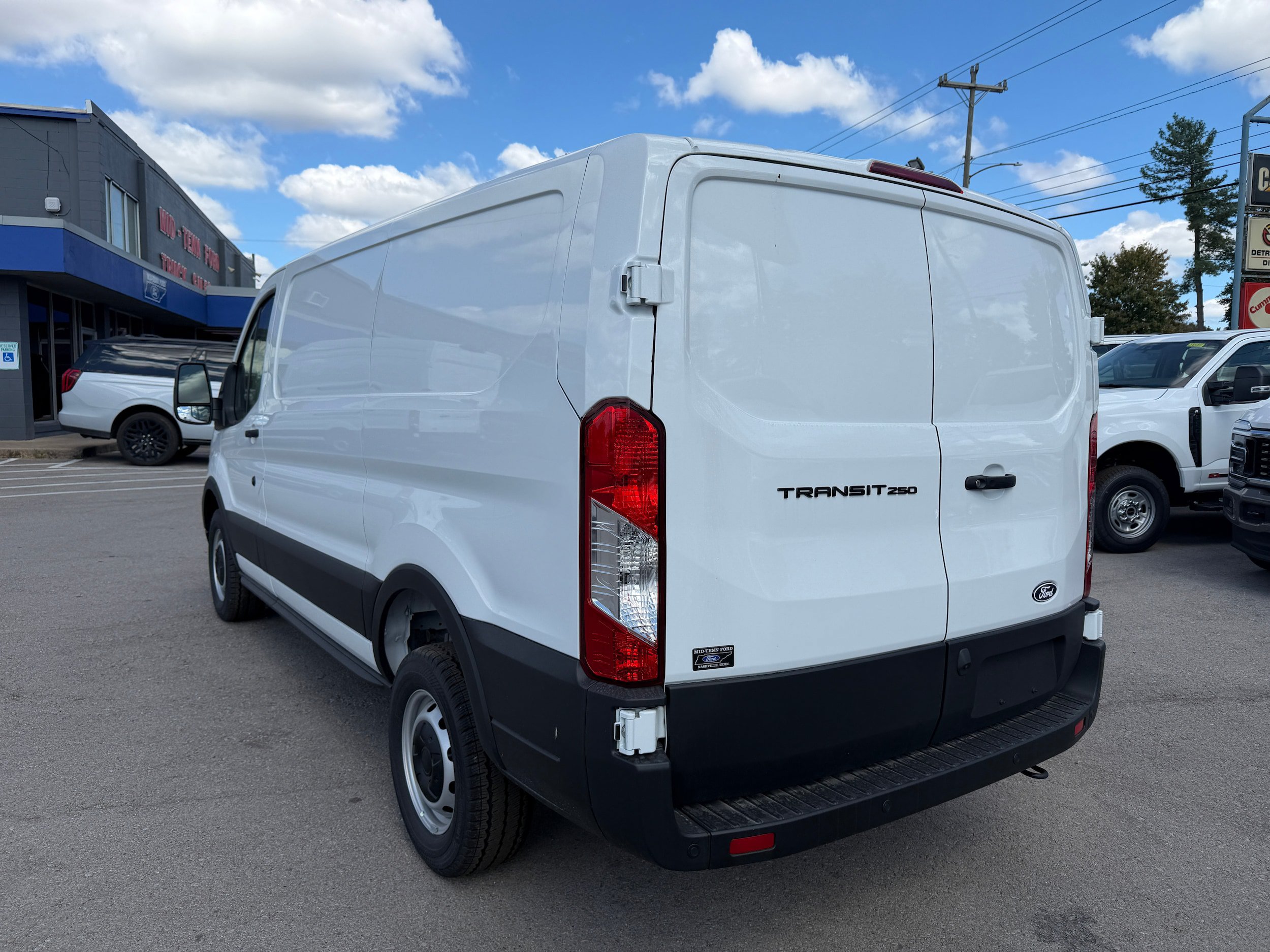 New 2026 Ford Transit 250 Low Roof RWD image 7
