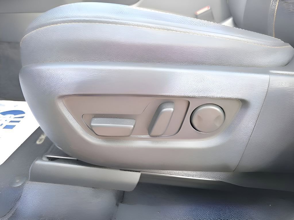 Used 2025 MAZDA CX-90 3.3 Turbo w/ Select Package image 22