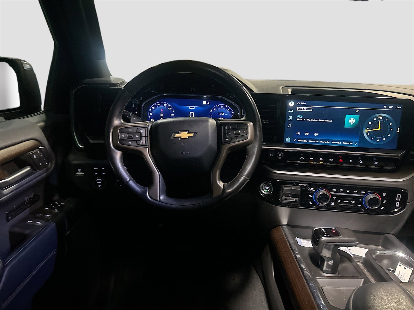 Used 2022 Chevrolet Silverado 1500 High Country w/ Z71 Off-Road Package image 23