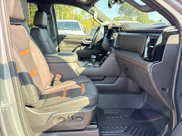 Certified 2024 GMC Sierra 1500 AT4 w/ Technology Package AWD/4WD image 7