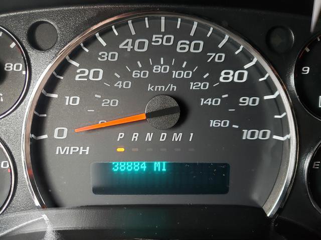 Used 2014 Chevrolet Express 3500 image 25